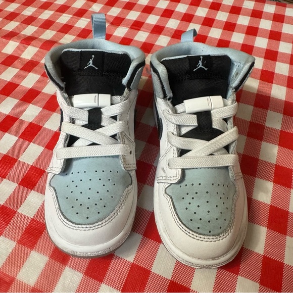 JORDAN 1 MID (TD) TODDLER US SIZE - 9 C - Picture 8 of 9